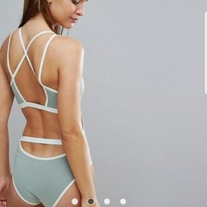 Abercrombie & Fitch bodysuit